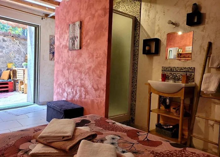 Bed & Breakfast Ambition Bien Etre Adulte Only 3*